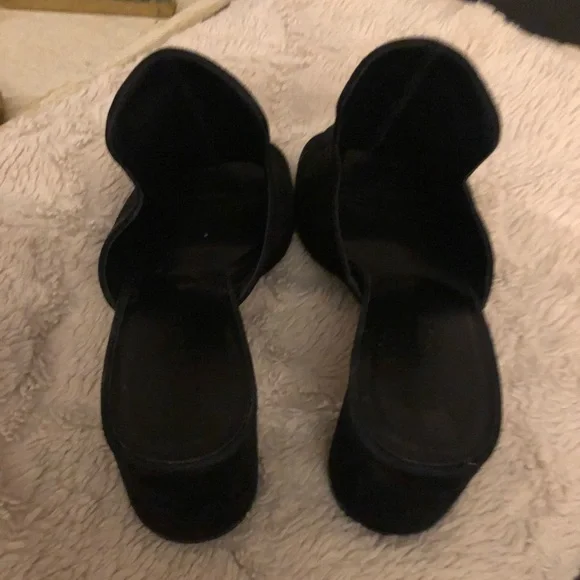 Vince black mule heels - Picture 3 of 3